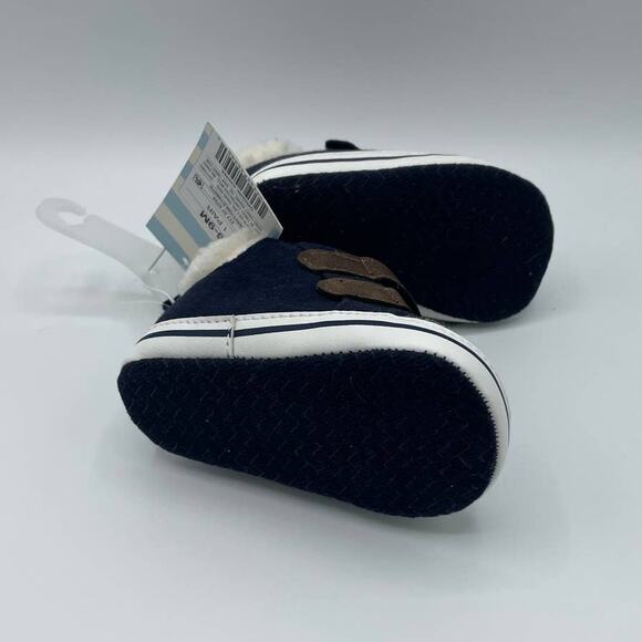 NWT Cat & Jack Crib Shoes - Picture 3 of 5